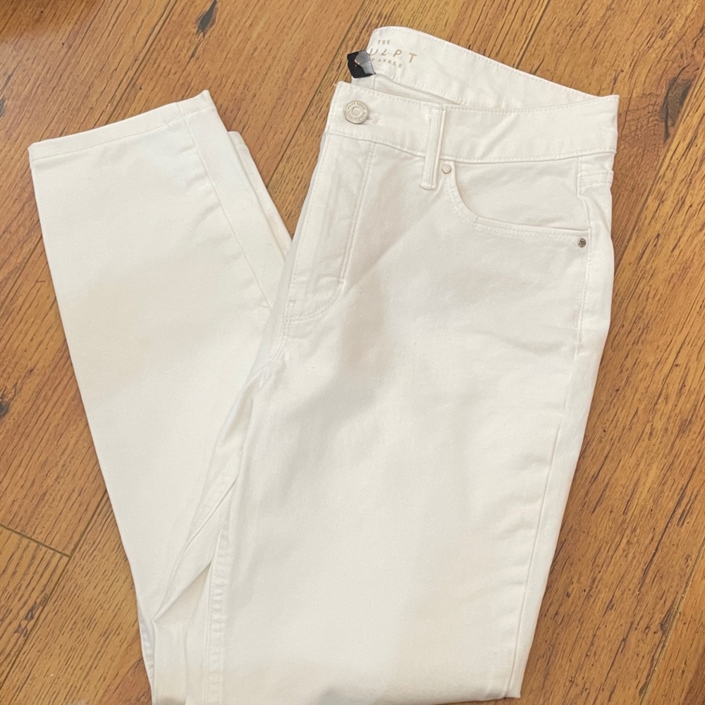 WHBM The Sculpt Jeans Brand New Size 4